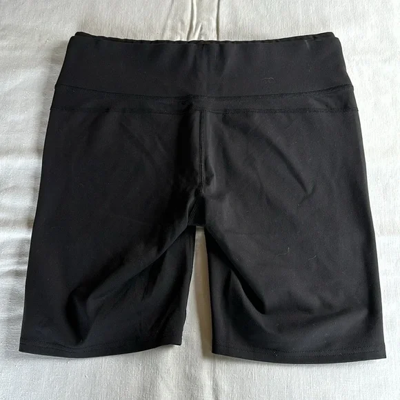 Oiselle Black Performance Athletic Shorts - Picture 2 of 8